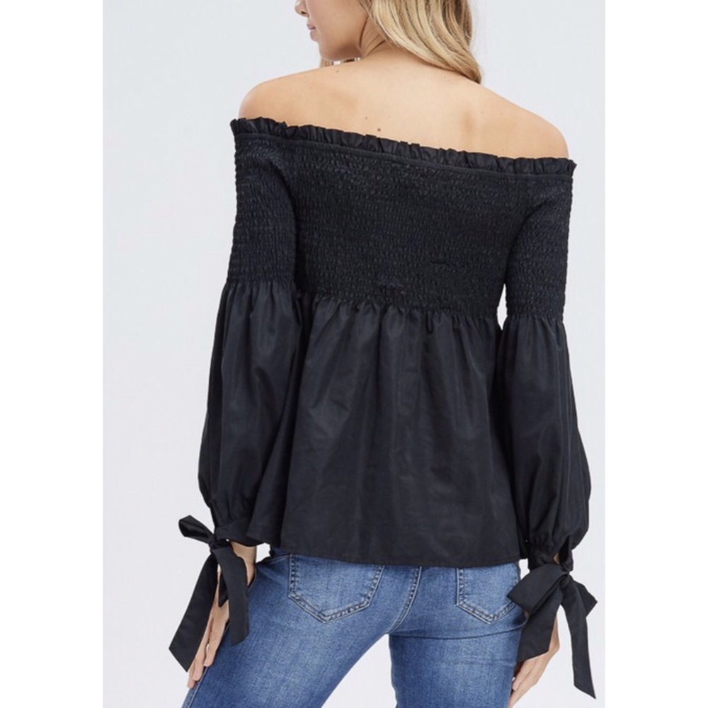 Black off the shoulder top - Picture 4 of 5